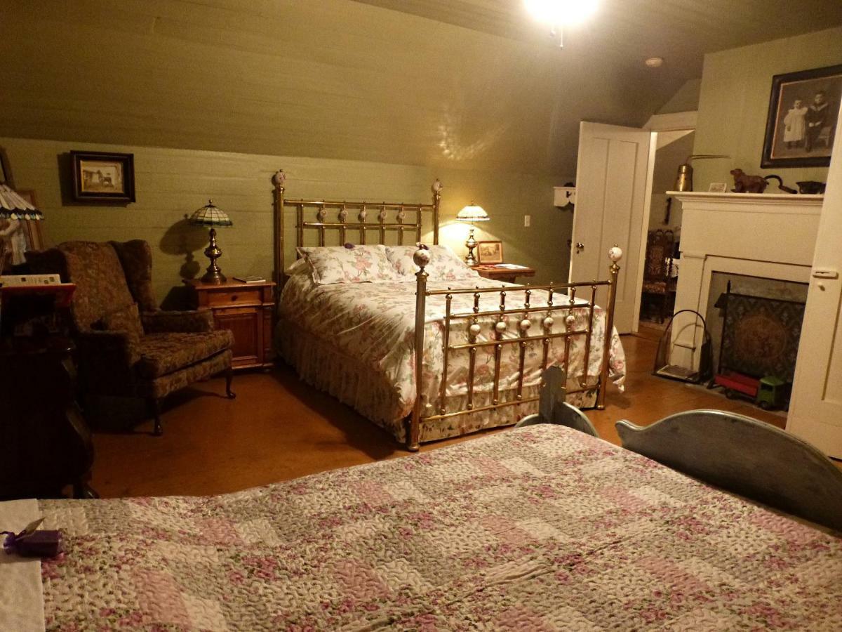 Mulberry Lavender Farm And B&B ภายนอก รูปภาพ