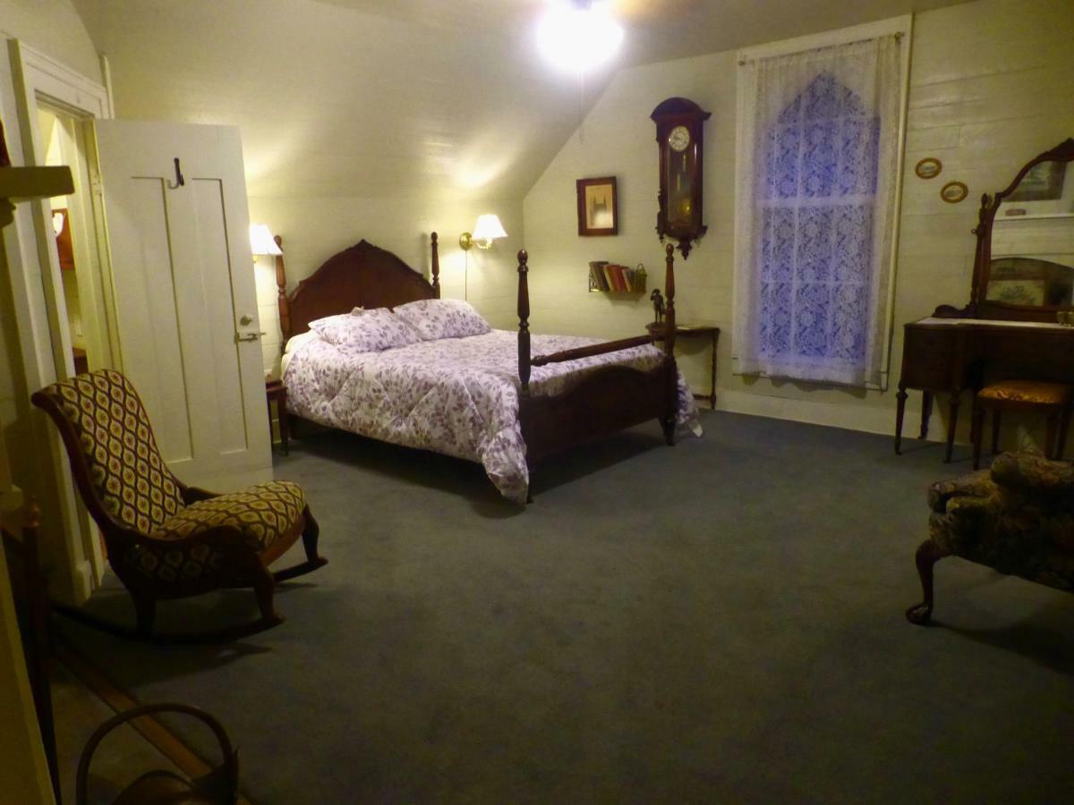 Mulberry Lavender Farm And B&B ภายนอก รูปภาพ